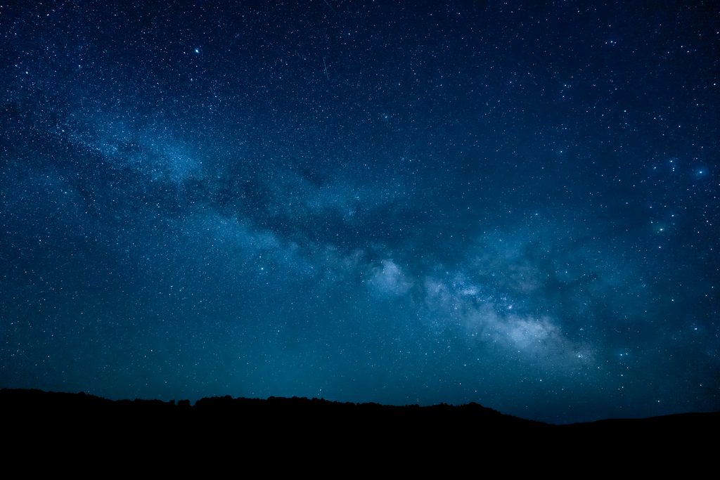 Severed_v1.zip 17 Milky Way over a dark silhouetted ridge